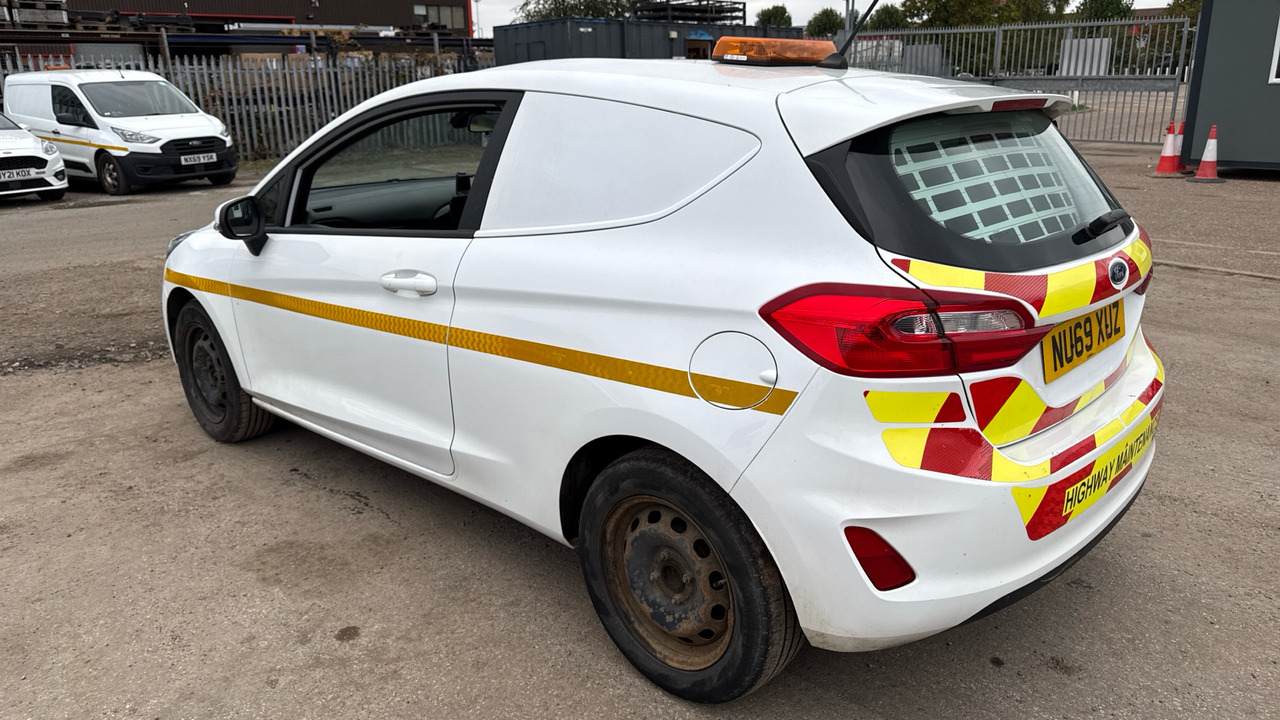 Ford Fiesta 1.5 TDCi - 汽车:图3 Ford Fiesta 1.5 TDCi - 汽车:图3