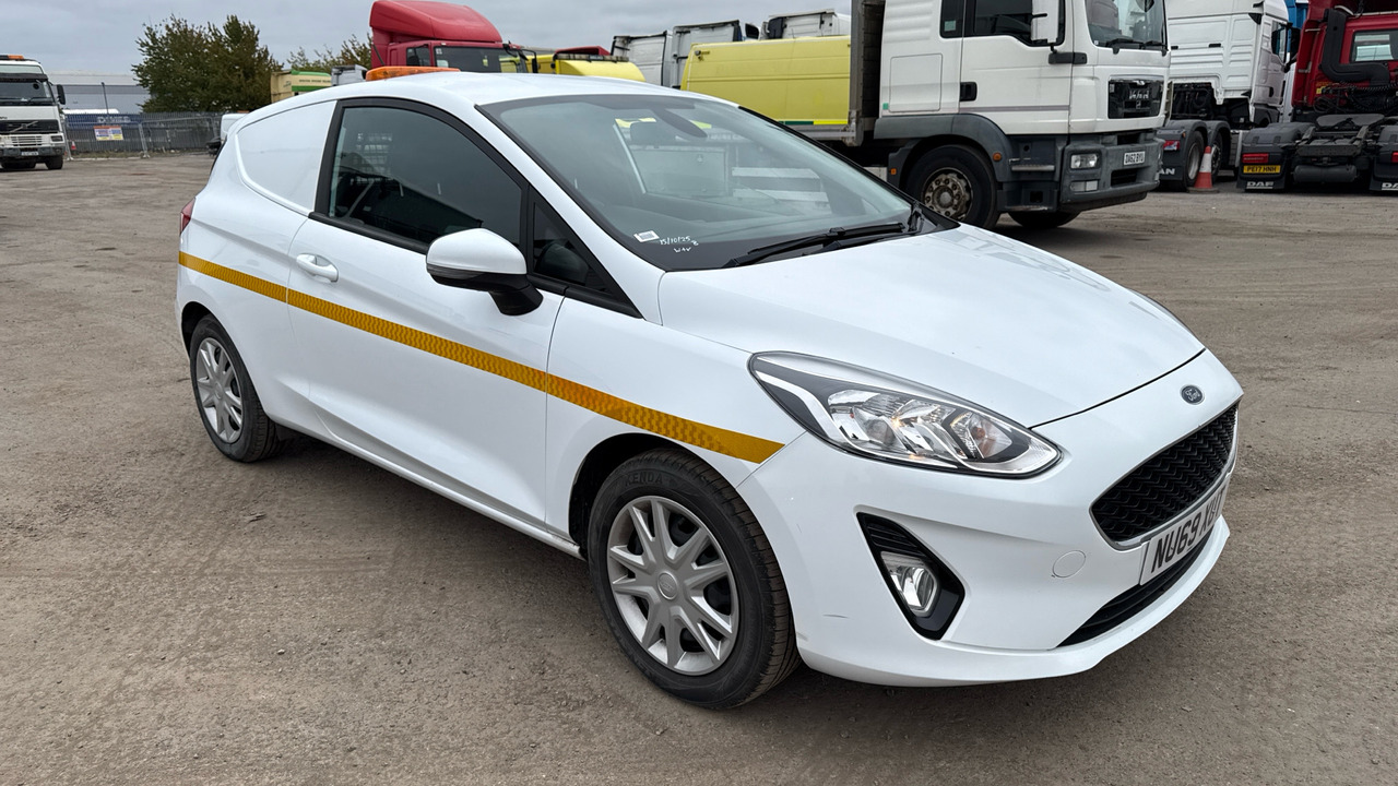 Ford Fiesta 1.5 TDCi - 汽车:图1 Ford Fiesta 1.5 TDCi - 汽车:图1