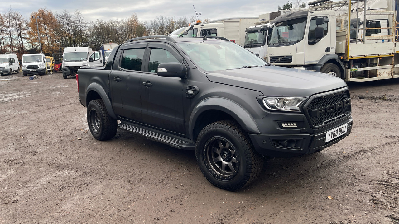 Ford Ranger 3.2 TDCi 200PS WILDTRAK - 皮卡车, 康比货车:图1 Ford Ranger 3.2 TDCi 200PS WILDTRAK - 皮卡车, 康比货车:图1