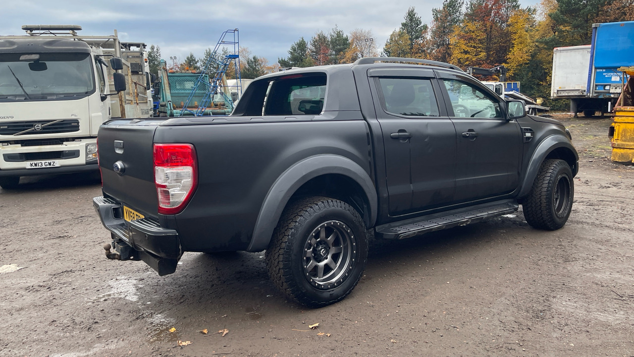 Ford Ranger 3.2 TDCi 200PS WILDTRAK - 皮卡车, 康比货车:图4 Ford Ranger 3.2 TDCi 200PS WILDTRAK - 皮卡车, 康比货车:图4