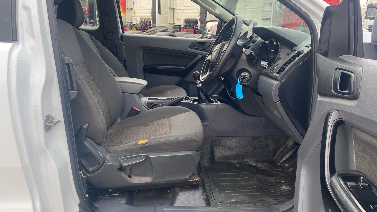 Ford Ranger XL 2.2 TDCi 150PS - 皮卡车:图5 Ford Ranger XL 2.2 TDCi 150PS - 皮卡车:图5
