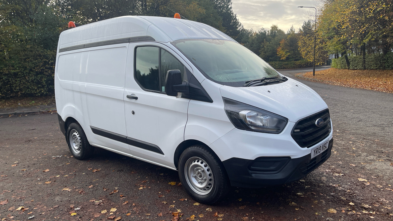 Ford Transit 340 2.0 TDCi 130PS - 紧凑型面包车:图1 Ford Transit 340 2.0 TDCi 130PS - 紧凑型面包车:图1