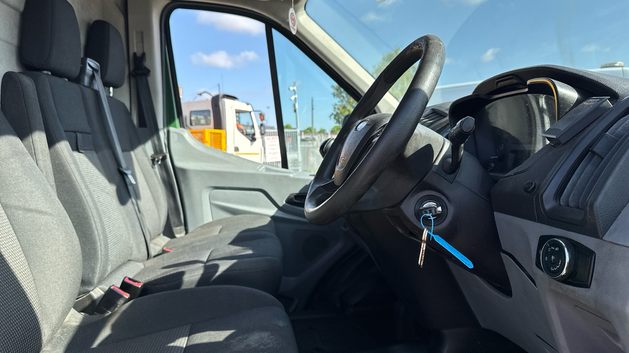 Ford Transit 350 2.0 TDCi 130PS - 无侧窗厢式货车:图5 Ford Transit 350 2.0 TDCi 130PS - 无侧窗厢式货车:图5