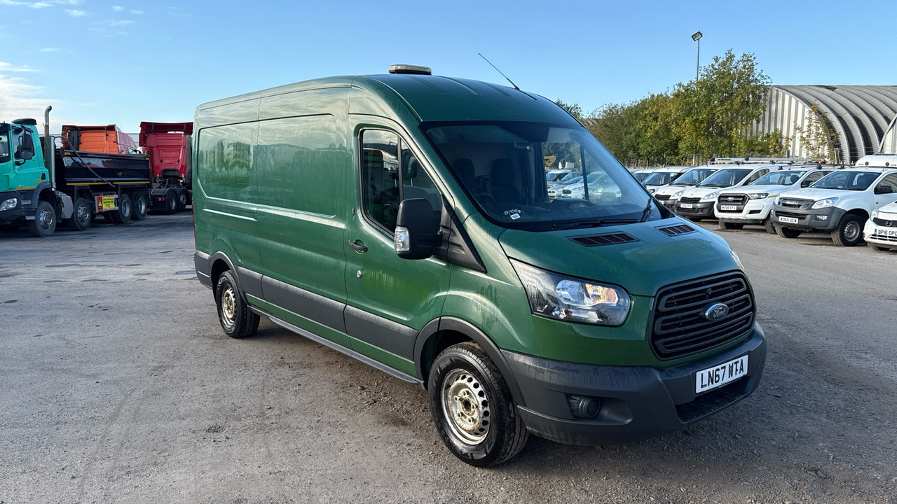 Ford Transit 350 2.0 TDCi 130ps - 无侧窗厢式货车:图1 Ford Transit 350 2.0 TDCi 130ps - 无侧窗厢式货车:图1