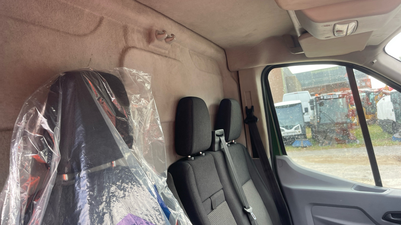 无侧窗厢式货车 Ford Transit 350 2.0 TDCi 130ps:图8 无侧窗厢式货车 Ford Transit 350 2.0 TDCi 130ps:图8