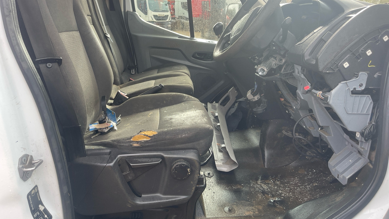 Ford Transit 350 2.2 TDCI 150PS - 无侧窗厢式货车:图5 Ford Transit 350 2.2 TDCI 150PS - 无侧窗厢式货车:图5