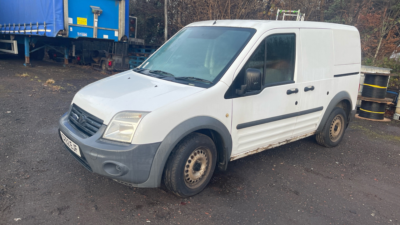 Ford Transit Connect T200 TDCi 75PS - 紧凑型面包车:图2 Ford Transit Connect T200 TDCi 75PS - 紧凑型面包车:图2