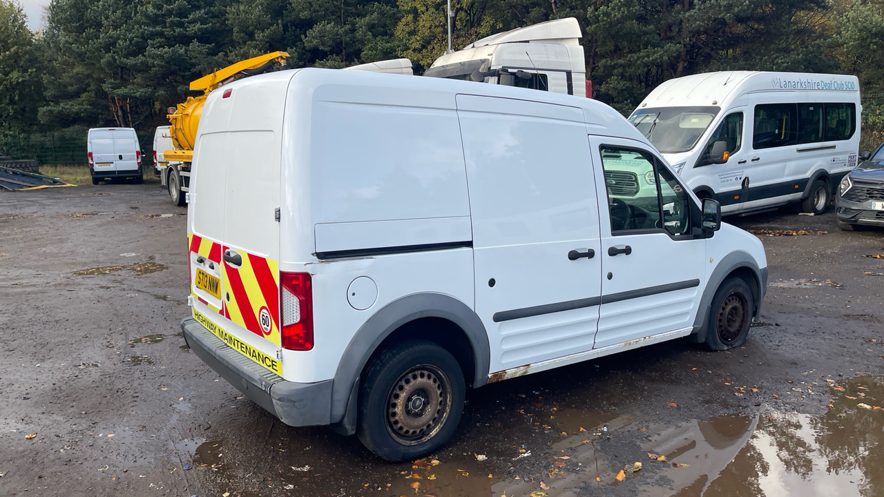 Ford Transit Connect T230 1.8 TDCi 90PS - 紧凑型面包车:图4 Ford Transit Connect T230 1.8 TDCi 90PS - 紧凑型面包车:图4