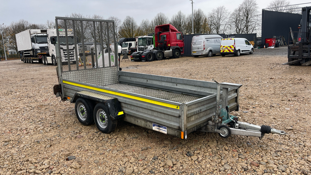 INDESPENSION V67Z - 全挂车:图1 INDESPENSION V67Z - 全挂车:图1