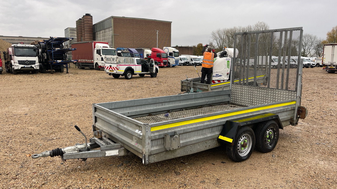 INDESPENSION V67Z - 全挂车:图2 INDESPENSION V67Z - 全挂车:图2