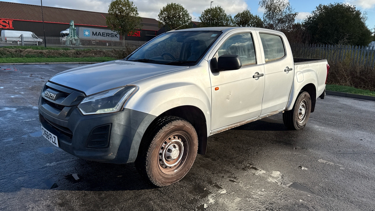 ISUZU D-MAX 1.9 - 皮卡车, 康比货车:图2 ISUZU D-MAX 1.9 - 皮卡车, 康比货车:图2