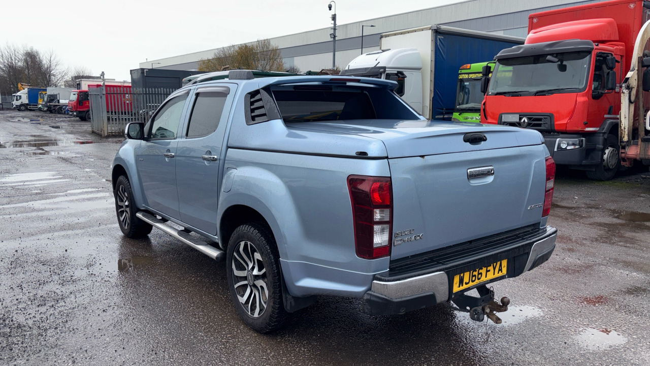 ISUZU D-MAX 2.5TD Centurion - 皮卡车, 康比货车:图3 ISUZU D-MAX 2.5TD Centurion - 皮卡车, 康比货车:图3