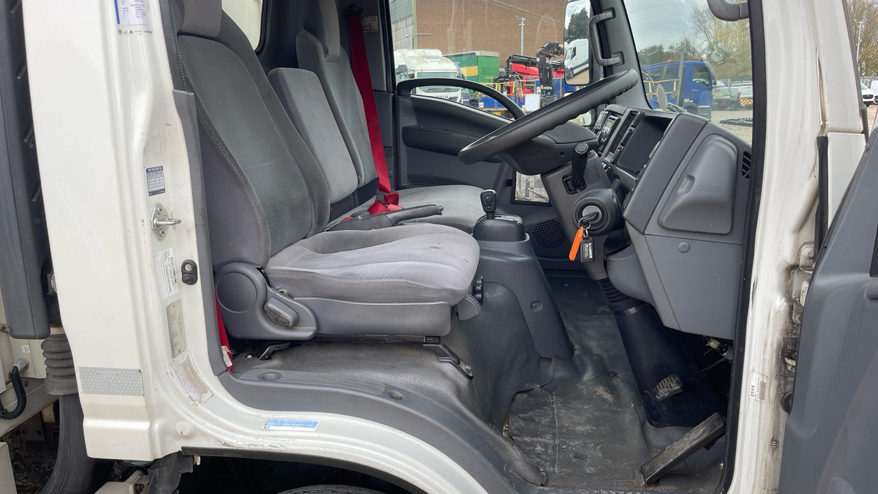 ISUZU FORWARD N75.190 - 冷藏车:图5 ISUZU FORWARD N75.190 - 冷藏车:图5