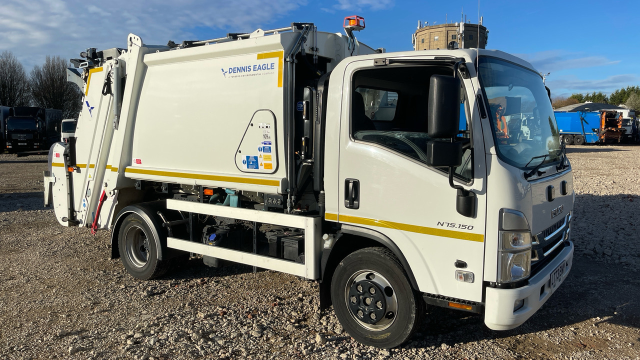 ISUZU N 75.150 - 垃圾车:图1 ISUZU N 75.150 - 垃圾车:图1