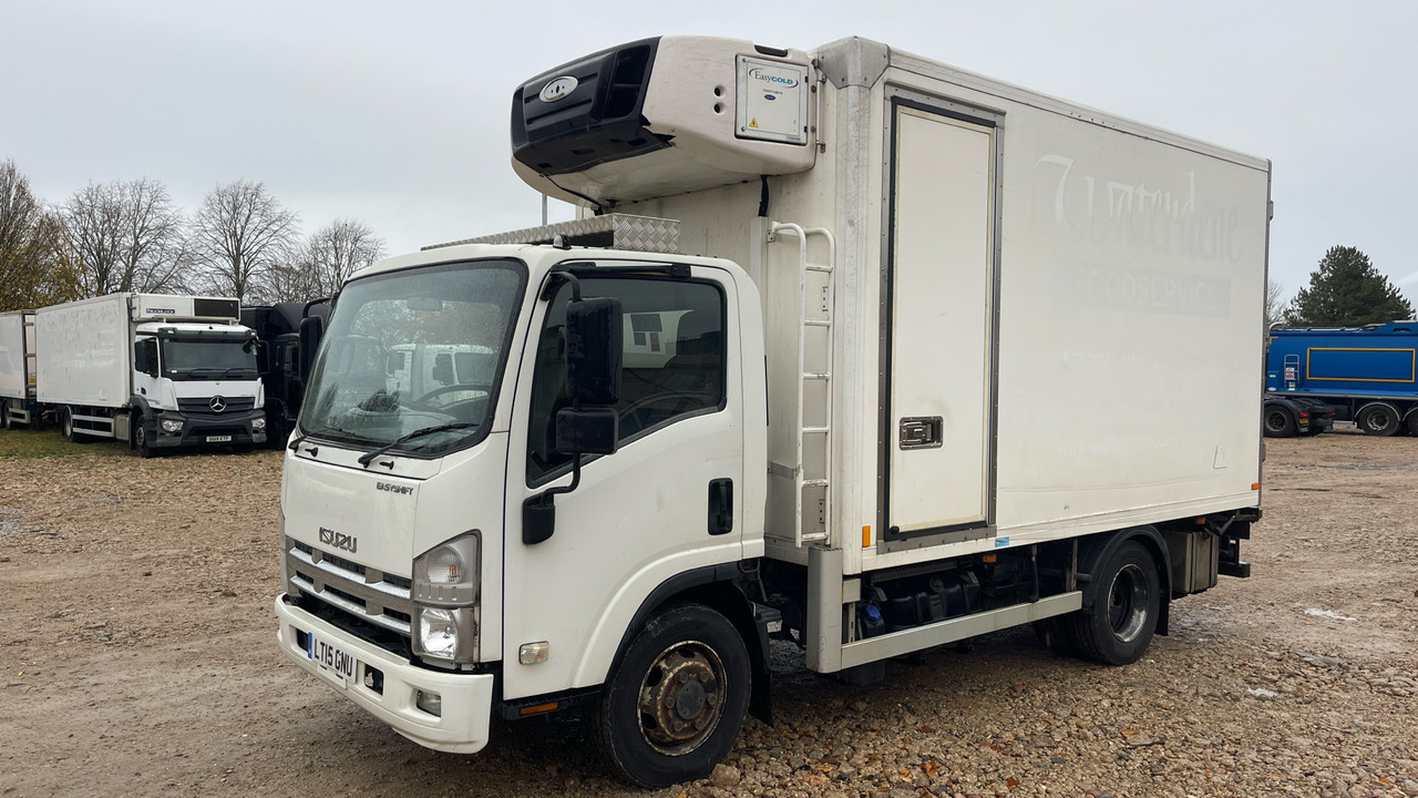 ISUZU N 75.190 - 冷藏车:图2 ISUZU N 75.190 - 冷藏车:图2