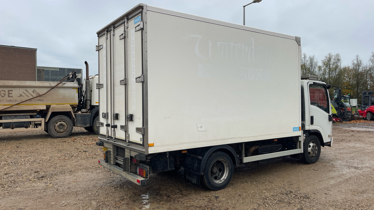 ISUZU N 75.190 - 冷藏车:图4 ISUZU N 75.190 - 冷藏车:图4