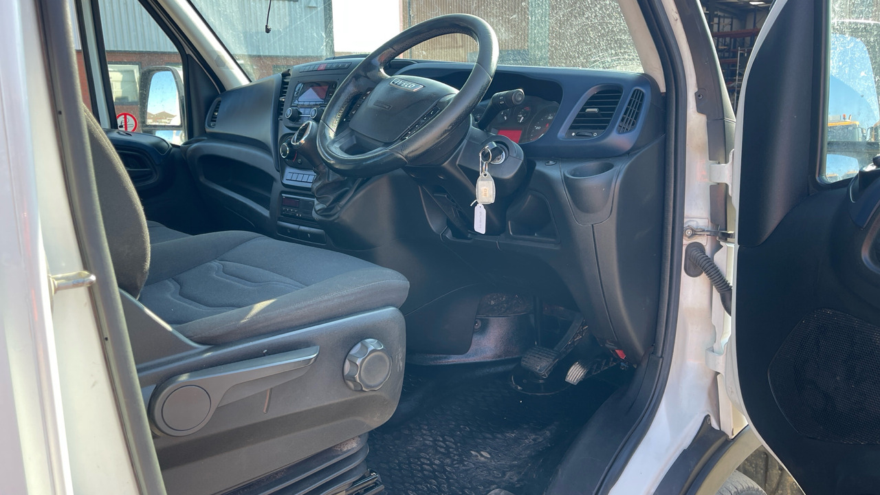 IVECO DAILY 2.3 35-160 - 平板货车:图5 IVECO DAILY 2.3 35-160 - 平板货车:图5