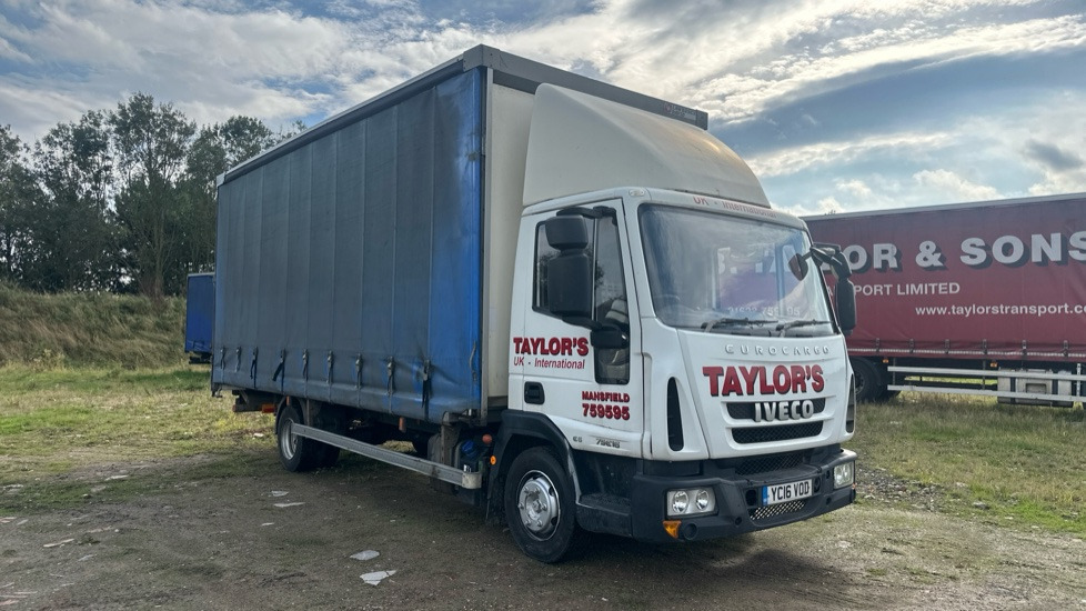 IVECO EUROCARGO 75E16 - 侧帘卡车:图1 IVECO EUROCARGO 75E16 - 侧帘卡车:图1