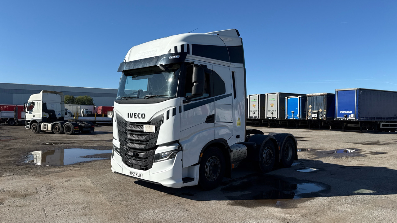 IVECO S-WAY 460 - 牵引车:图2 IVECO S-WAY 460 - 牵引车:图2