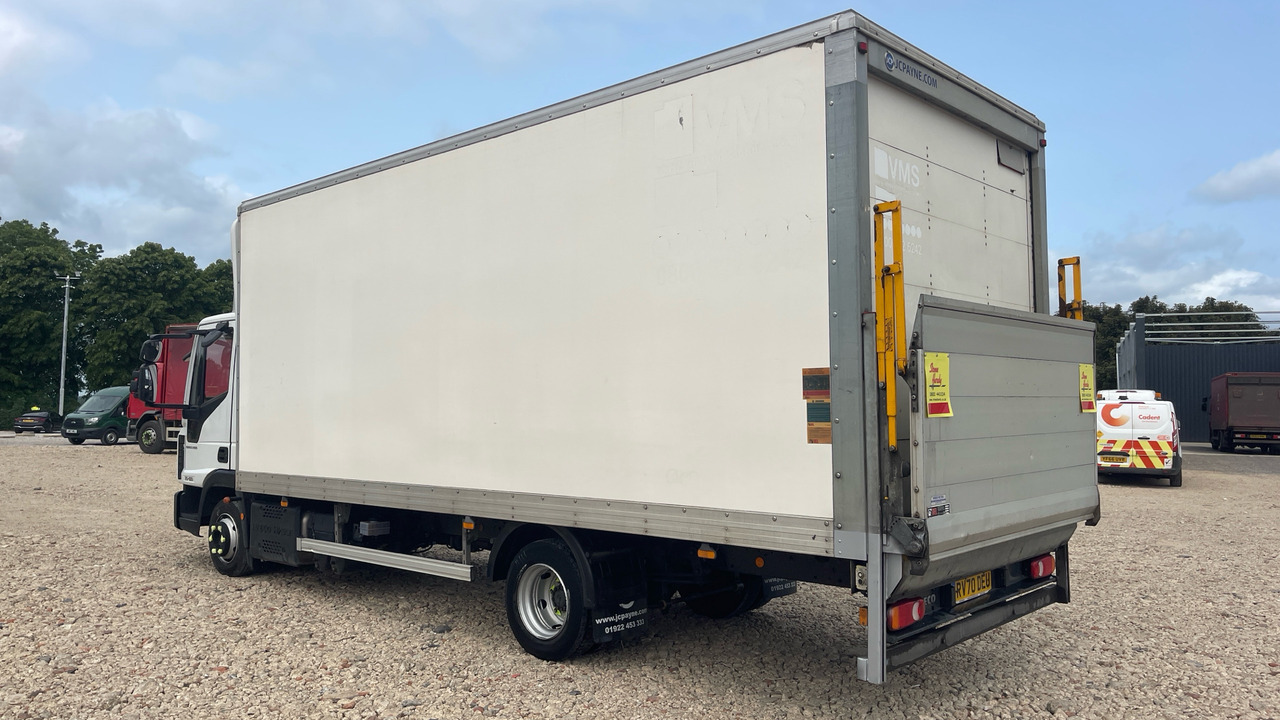 Iveco Eurocargo 75-160 - 厢式卡车:图3 Iveco Eurocargo 75-160 - 厢式卡车:图3