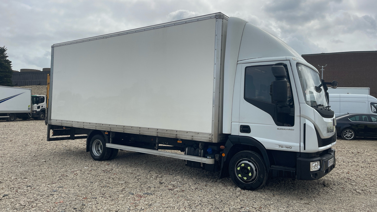 Iveco Eurocargo 75-160 - 厢式卡车:图1 Iveco Eurocargo 75-160 - 厢式卡车:图1