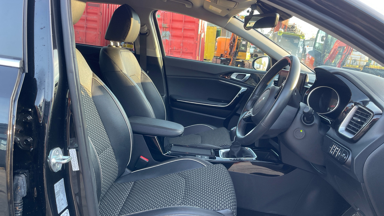 Kia Ceed 3 1.5 GDI ISG - 旅行车:图5 Kia Ceed 3 1.5 GDI ISG - 旅行车:图5