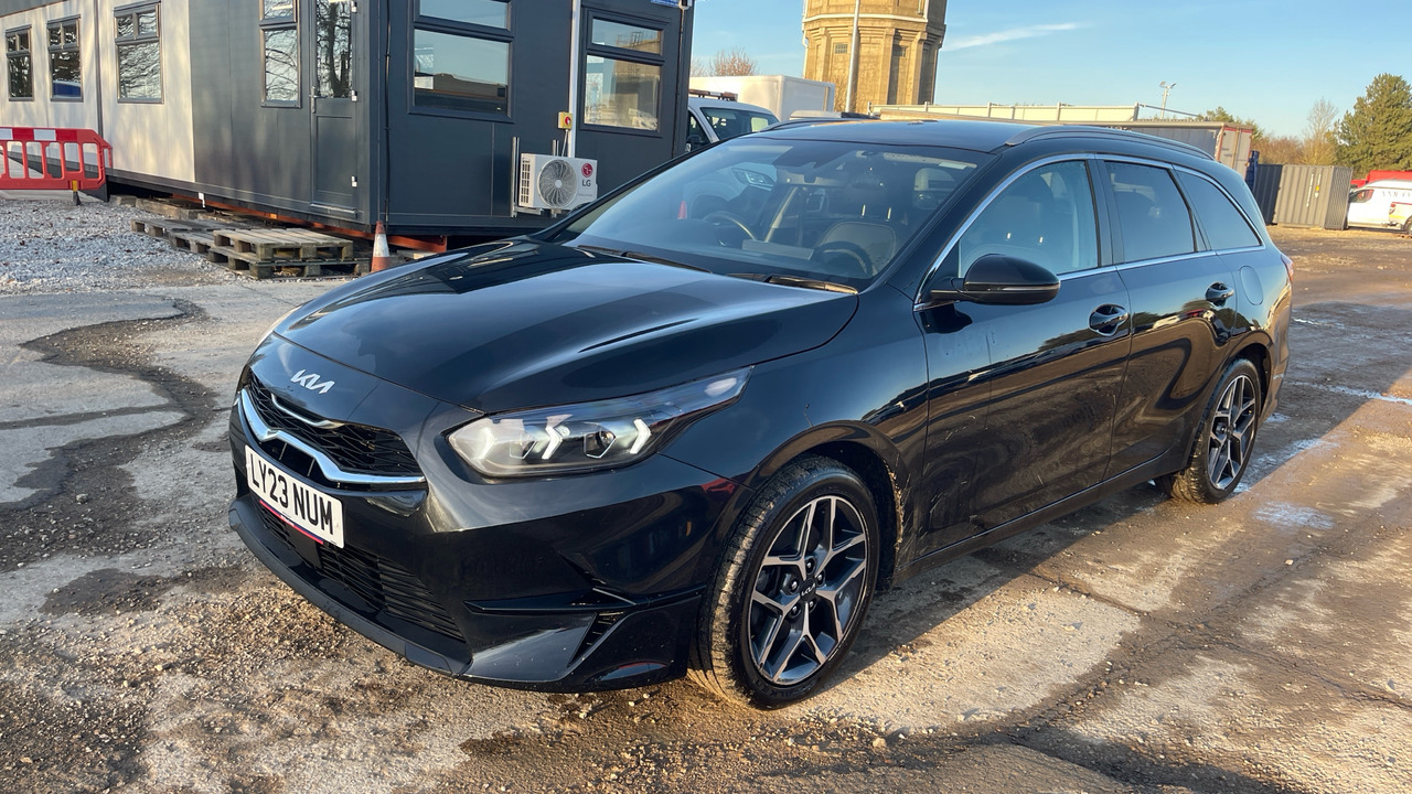 Kia Ceed 3 1.5 GDI ISG - 旅行车:图2 Kia Ceed 3 1.5 GDI ISG - 旅行车:图2