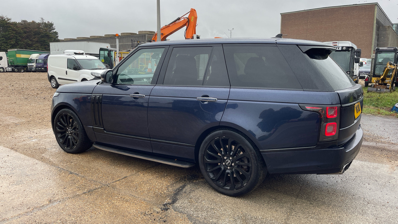 LAND ROVER RANGE ROVER 4.4 VOGUE SVR - 旅行车:图3 LAND ROVER RANGE ROVER 4.4 VOGUE SVR - 旅行车:图3