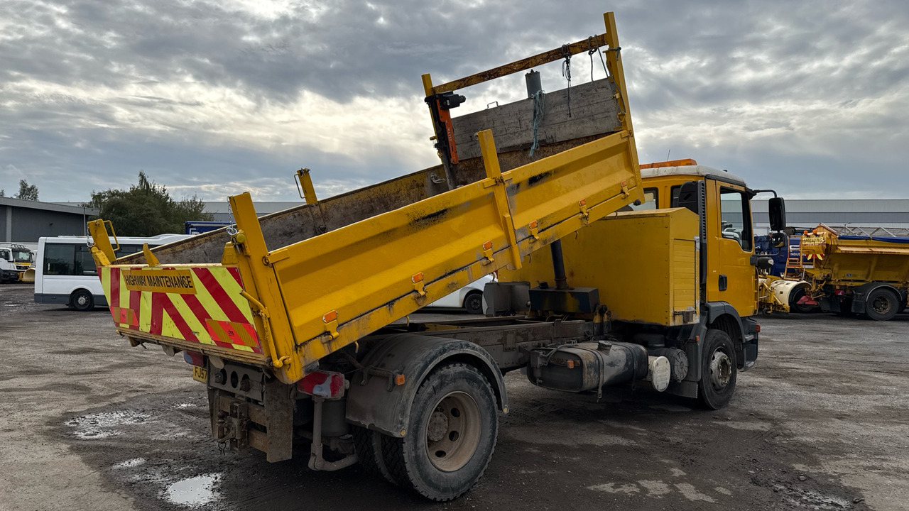 MAN TGM 15.240 - 翻斗车:图4 MAN TGM 15.240 - 翻斗车:图4