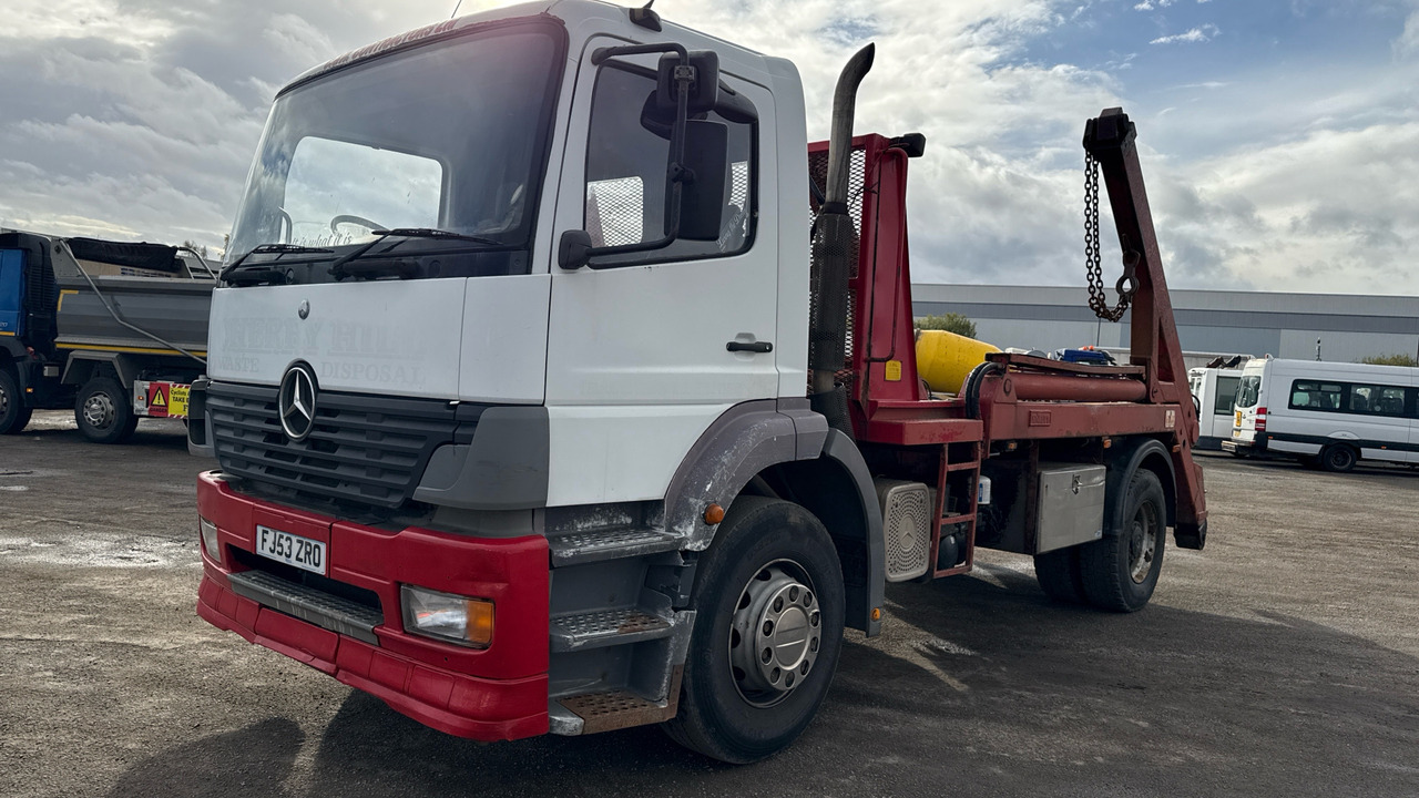 MERCEDES ATEGO 1823 - 箕斗装载车:图2 MERCEDES ATEGO 1823 - 箕斗装载车:图2