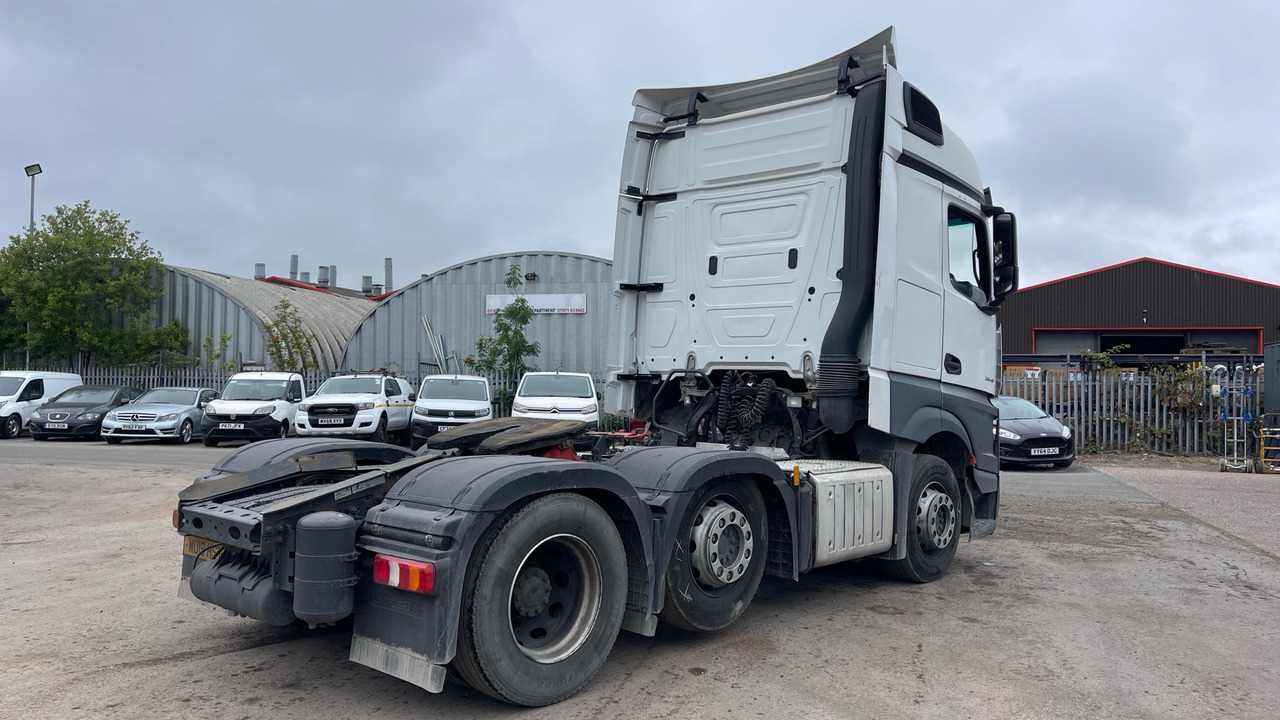 MERCEDES-BENZ ACTROS 2545 - 牵引车:图4 MERCEDES-BENZ ACTROS 2545 - 牵引车:图4