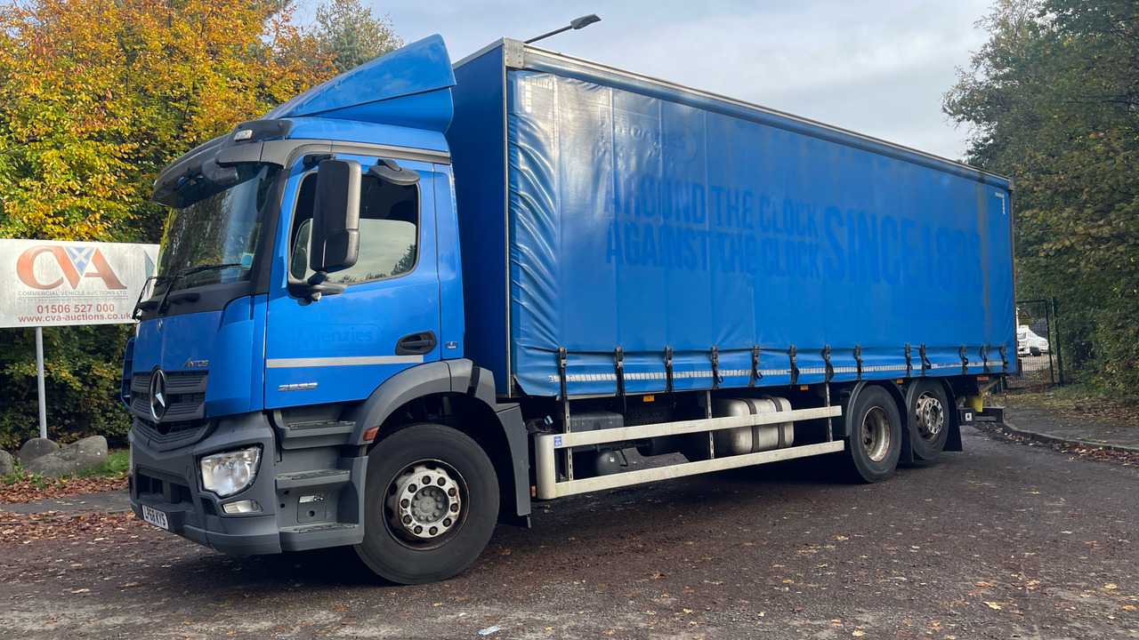 MERCEDES-BENZ ANTOS 2532 - 侧帘卡车:图2 MERCEDES-BENZ ANTOS 2532 - 侧帘卡车:图2