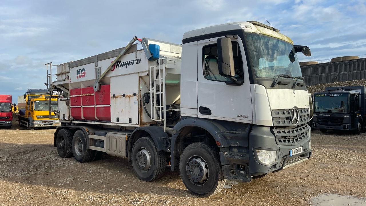 MERCEDES-BENZ AROCS 4140 - 沥青机:图1 MERCEDES-BENZ AROCS 4140 - 沥青机:图1