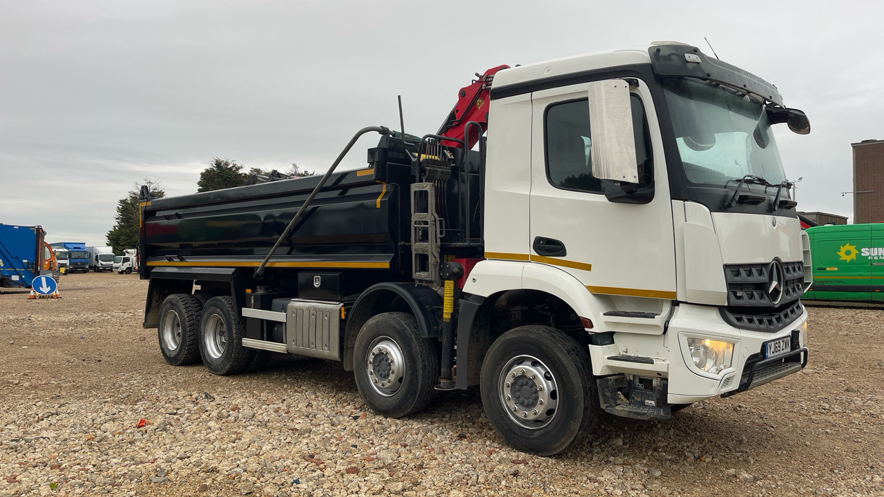MERCEDES-BENZ AROCS - 翻斗车, 起重车:图1 MERCEDES-BENZ AROCS - 翻斗车, 起重车:图1