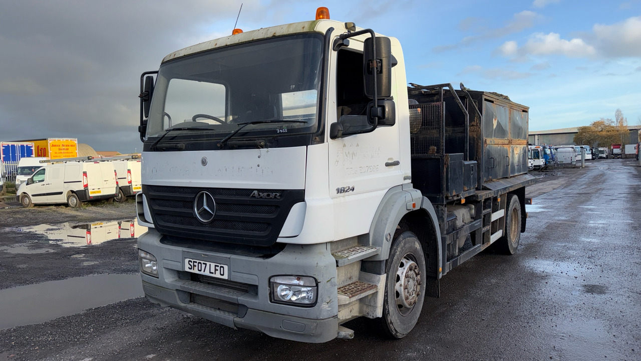 MERCEDES-BENZ AXOR 1824 - 沥青机:图2 MERCEDES-BENZ AXOR 1824 - 沥青机:图2
