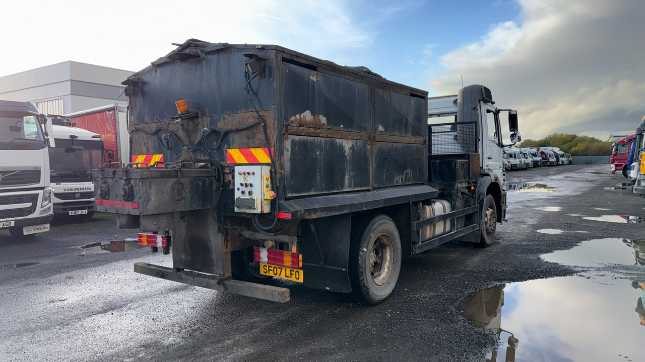 MERCEDES-BENZ AXOR 1824 - 沥青机:图4 MERCEDES-BENZ AXOR 1824 - 沥青机:图4