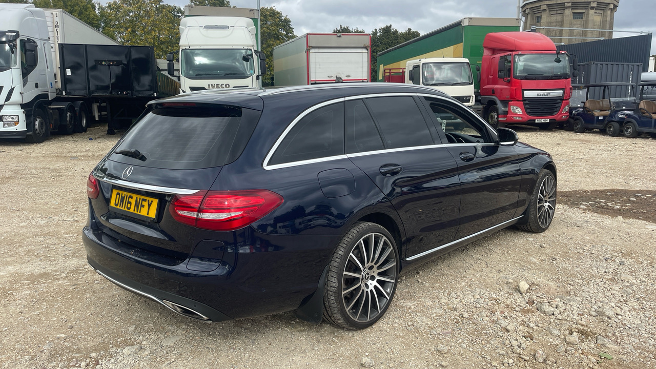 MERCEDES-BENZ C350 - 旅行车:图4 MERCEDES-BENZ C350 - 旅行车:图4