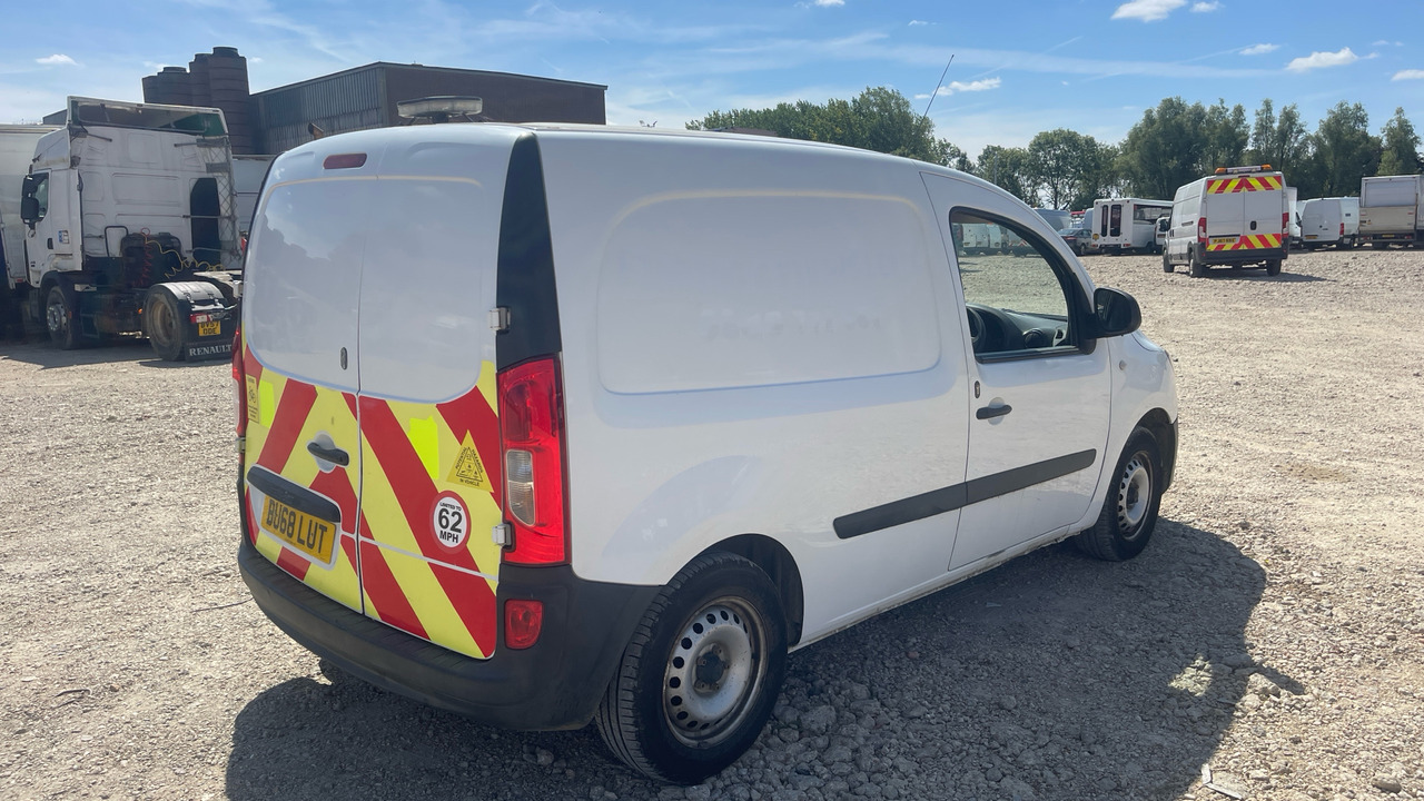 MERCEDES-BENZ CITAN 109 CDI - 紧凑型面包车:图4 MERCEDES-BENZ CITAN 109 CDI - 紧凑型面包车:图4