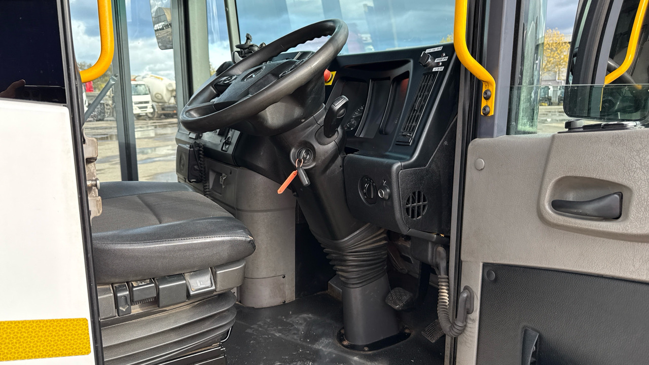 MERCEDES-BENZ ECONIC 2630 - 垃圾车:图5 MERCEDES-BENZ ECONIC 2630 - 垃圾车:图5