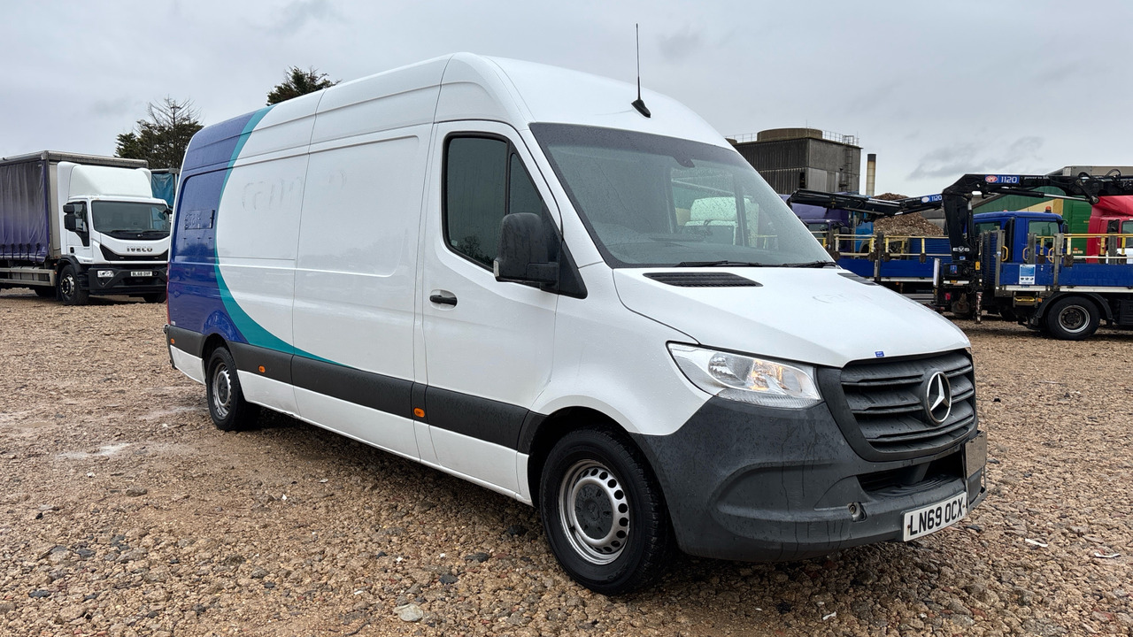 MERCEDES-BENZ SPRINTER 314 CDI - 无侧窗厢式货车:图1 MERCEDES-BENZ SPRINTER 314 CDI - 无侧窗厢式货车:图1