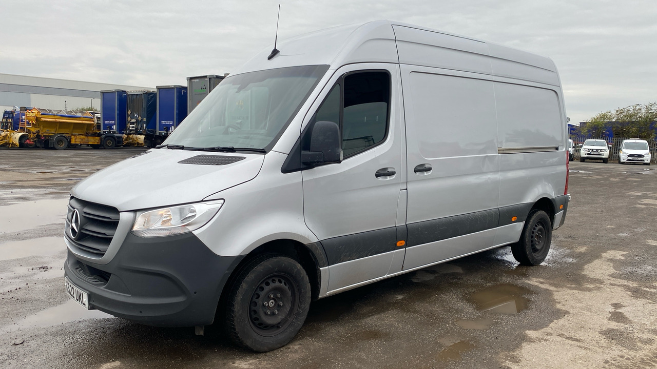 MERCEDES-BENZ SPRINTER 315 CDI - 无侧窗厢式货车:图2 MERCEDES-BENZ SPRINTER 315 CDI - 无侧窗厢式货车:图2