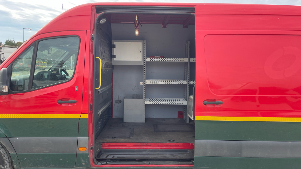 无侧窗厢式货车 MERCEDES-BENZ SPRINTER 316 CDI：图15