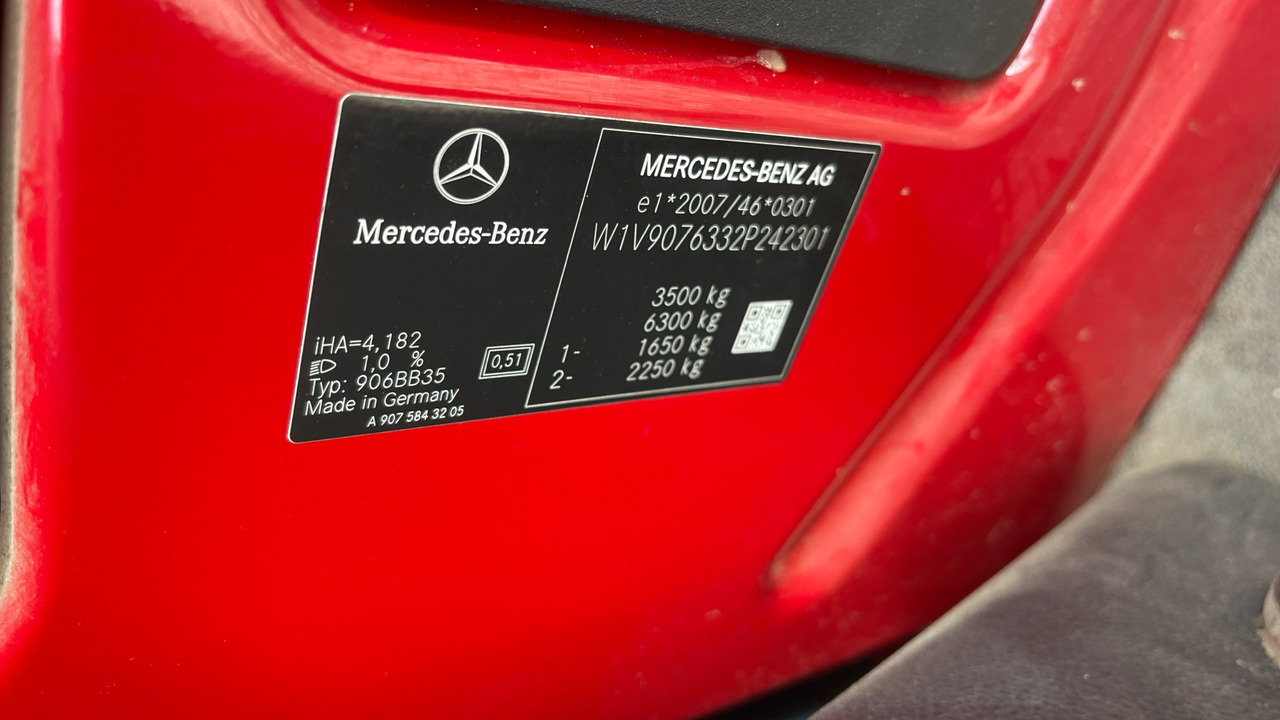 无侧窗厢式货车 MERCEDES-BENZ SPRINTER 316 CDI：图12