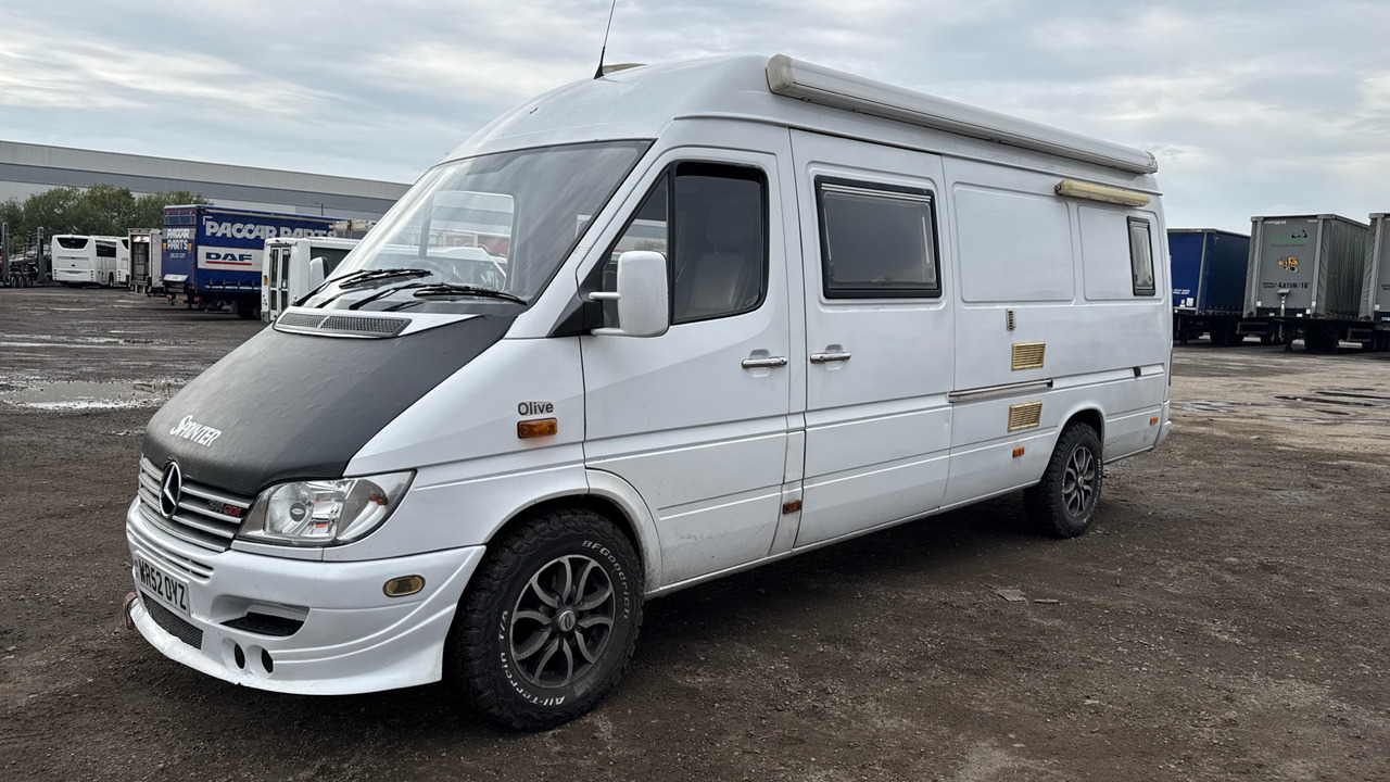 MERCEDES SPRINTER 311 CDI - 无侧窗厢式货车:图2 MERCEDES SPRINTER 311 CDI - 无侧窗厢式货车:图2