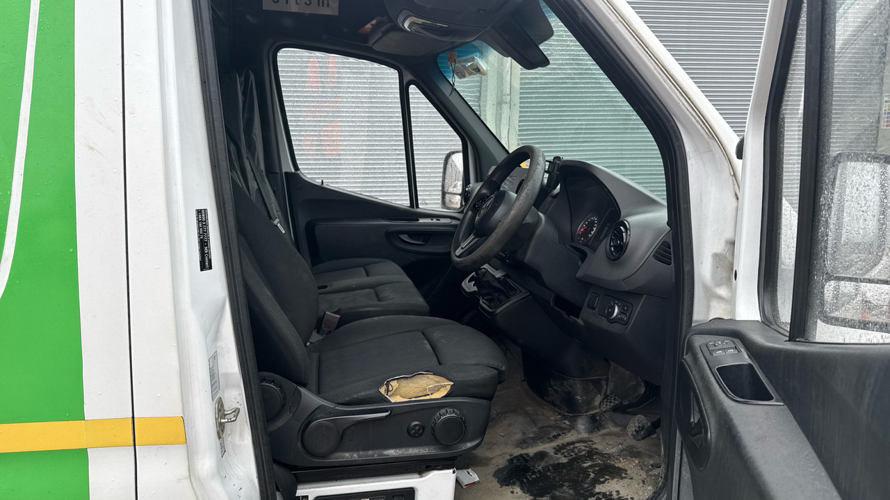MERCEDES SPRINTER  316 CDI - 无侧窗厢式货车:图5 MERCEDES SPRINTER  316 CDI - 无侧窗厢式货车:图5