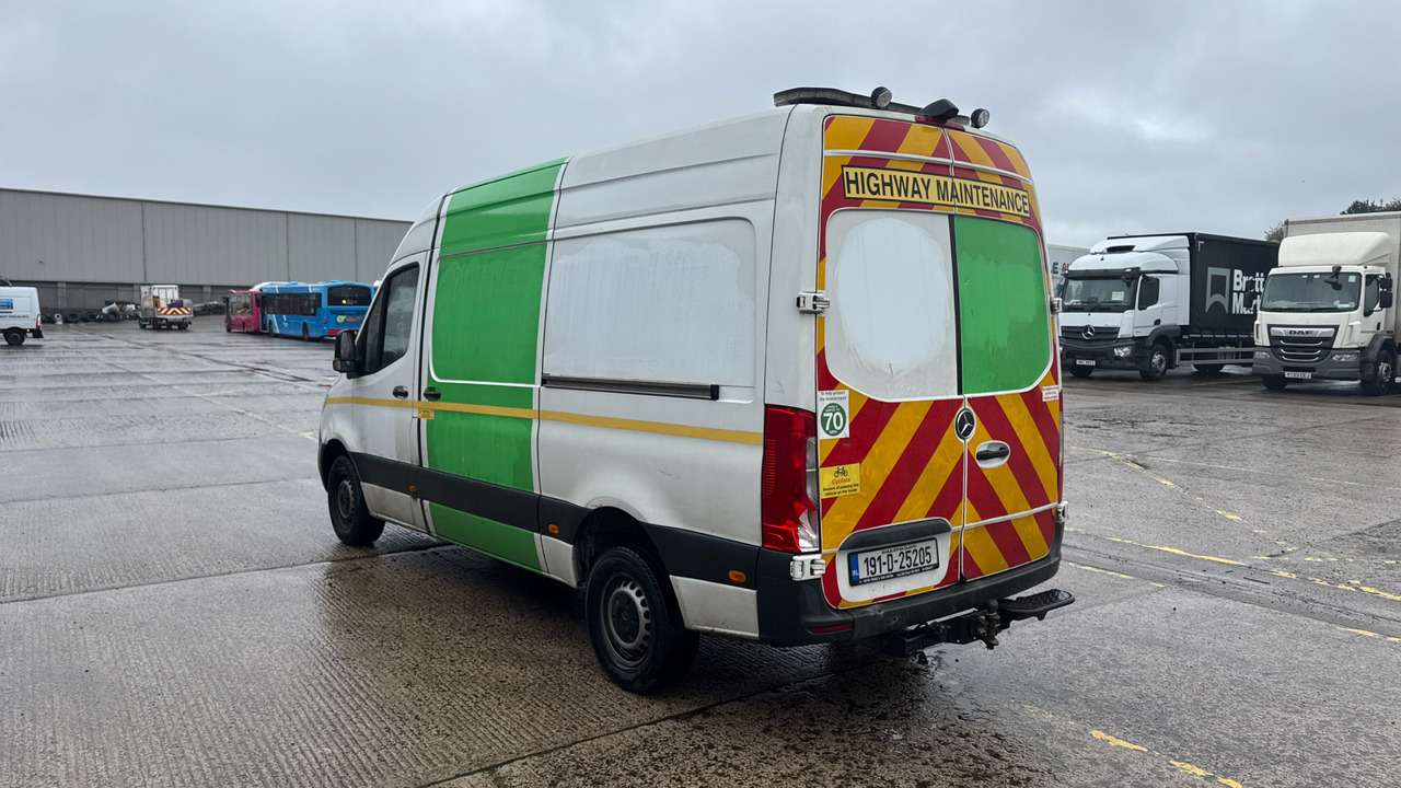 MERCEDES SPRINTER  316 CDI - 无侧窗厢式货车:图3 MERCEDES SPRINTER  316 CDI - 无侧窗厢式货车:图3