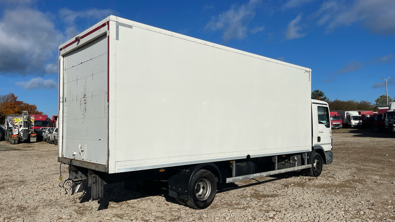 Man TGL 12.180 - 厢式卡车:图4 Man TGL 12.180 - 厢式卡车:图4