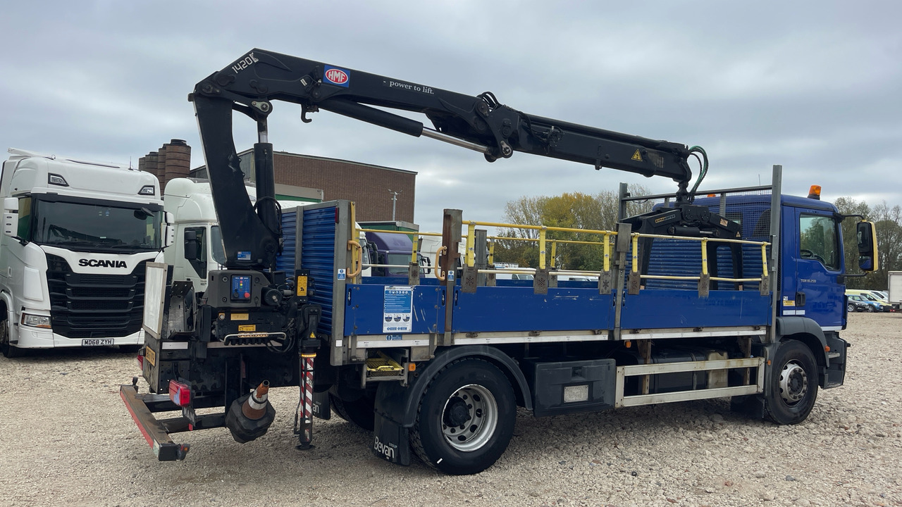 Man TGM 18.250 - 栏板式/ 平板卡车, 起重车:图4 Man TGM 18.250 - 栏板式/ 平板卡车, 起重车:图4