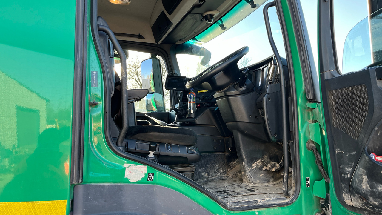 Mercedes-Benz Arocs 3240 - 翻斗车:图5 Mercedes-Benz Arocs 3240 - 翻斗车:图5