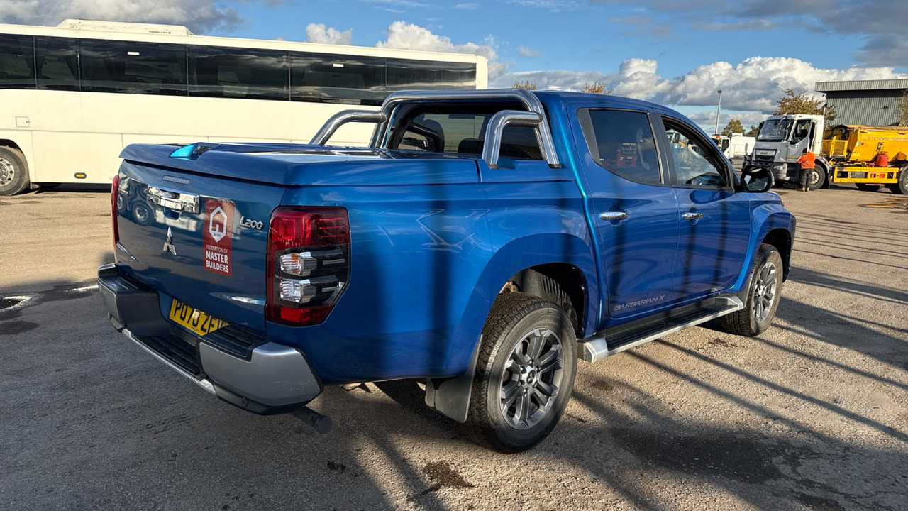 Mitsubishi L200 DI-D 2.3 Barbarian X 150PS - 皮卡车, 康比货车:图4 Mitsubishi L200 DI-D 2.3 Barbarian X 150PS - 皮卡车, 康比货车:图4
